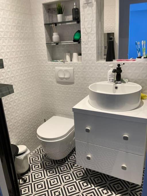 Comme Une Maison, Duplex Terrasse Hypercentre De Trouville Zewnętrze zdjęcie
